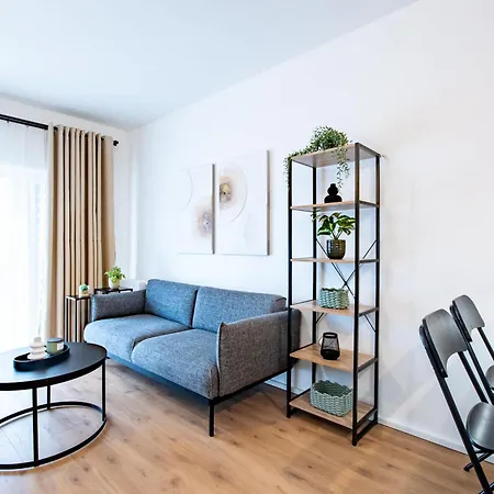 - Modern - Trendy Lejlighed *