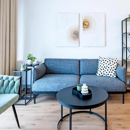 - Modern - Trendy *